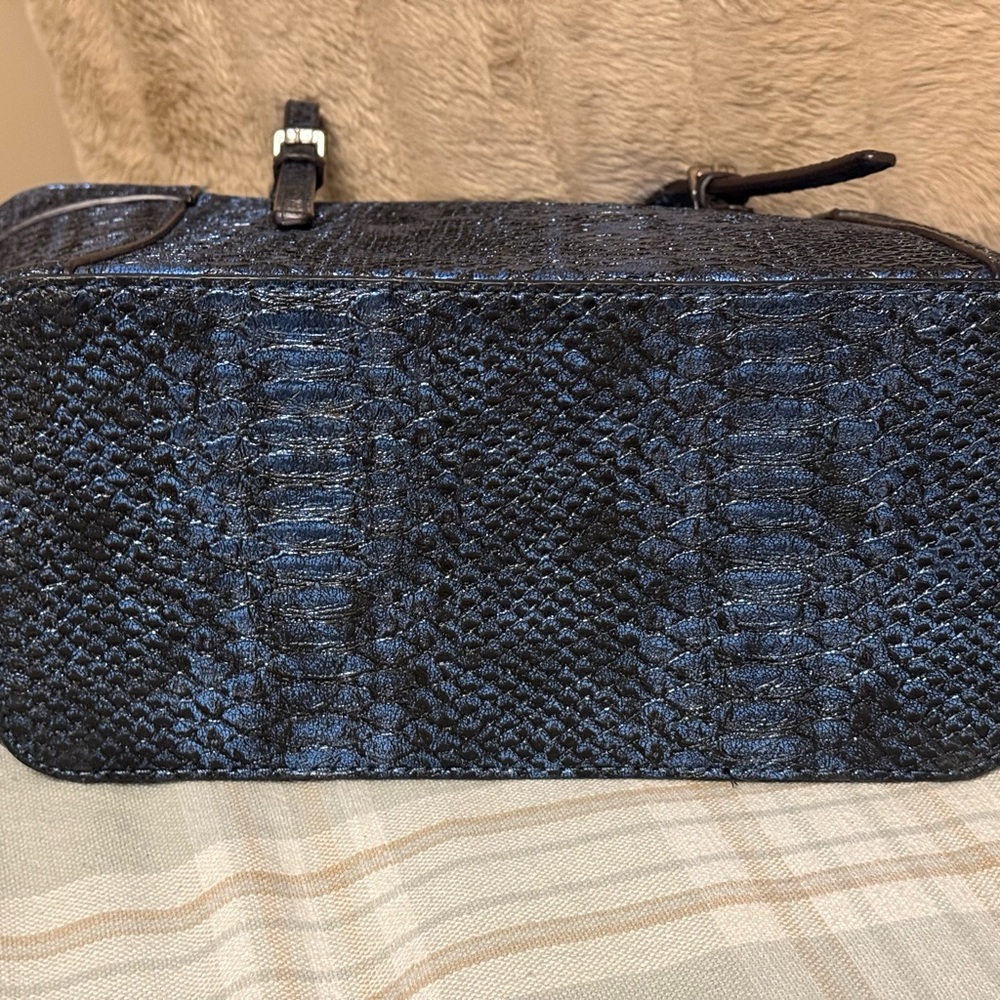 GUESS Metallic Blue Snake-Embossed Tote with Charm - Picture 4 of 5